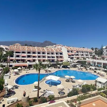 Parque Santiago 1 On The Coastline * Playa de las Americas (Tenerife)